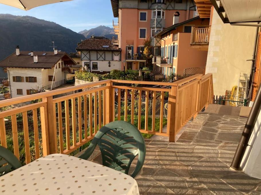 Casa Diaf Appartamento Incantevole Carano Ville Di Fiemme Eksteriør billede